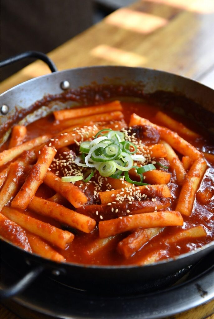 Tteokbokki (Spicy Rice Cakes)